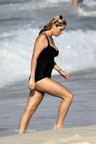 16P Kesha Sebert sexy and hot bikini and nipple slip paparazzi photos