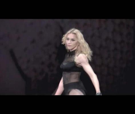 16P Madonna get fucking very hard and exposing her huge boobs