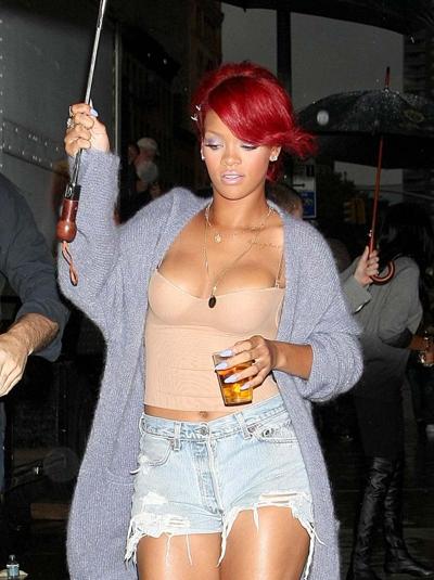 16P Rihanna showing big cleavage and sexy in white socks paparazzi pictures