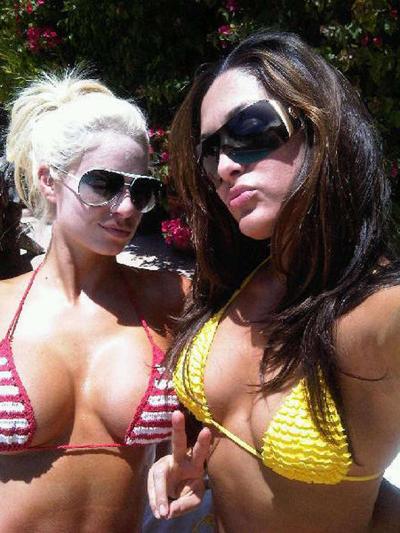 16P Maryse Ouellet exposing her fucking sexy body and huge boobs on private photos