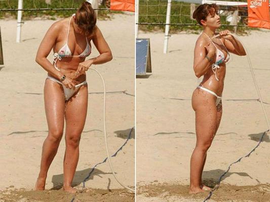 16P Nana Gouveia showing her great ass in thong on beach