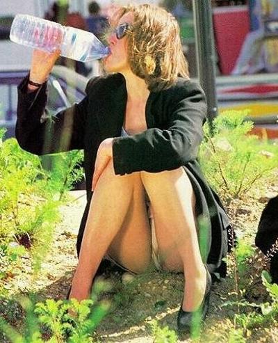 15P Актриса Xfiles Джиллиан Андерсон в сценах топлесс