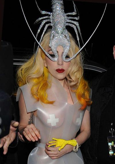 16P Lady Gaga very sexy and hot paparazzi see thru photos