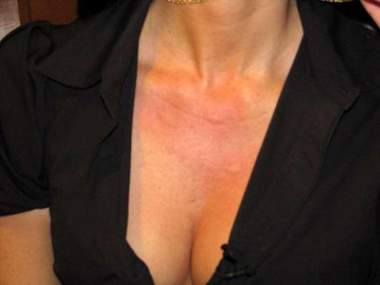 16P Olivia Munn looking very hot and sexy on her private photos