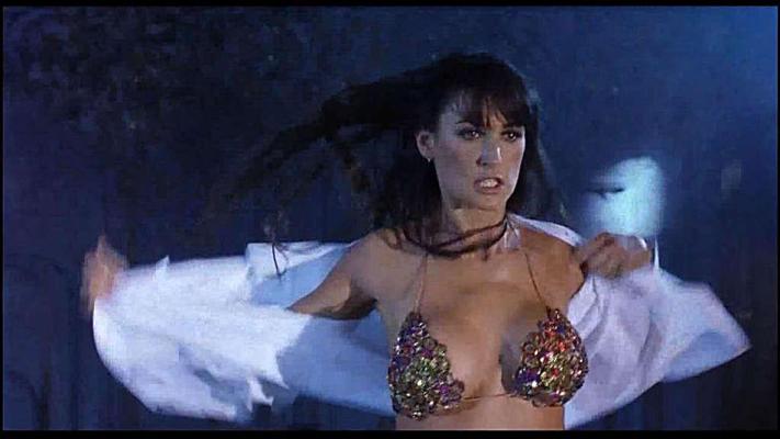 16P Demi Moore showing her unshaved pussy and sexy huge boobs