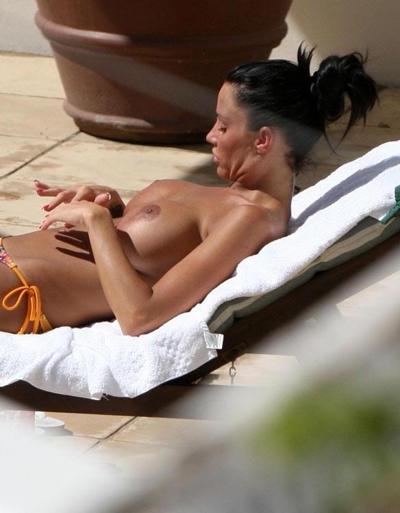 15P Katie Price showing tattoo on her shaved pussy