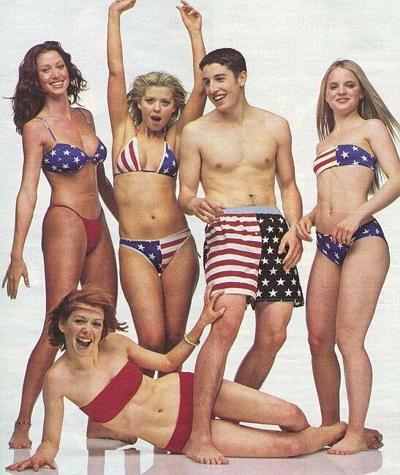 15P american pie co-star Mena Suvari nudes to enjoy