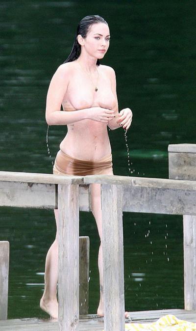10P Megan Fox exposing her nice big tits and posing sexy on set for some movie