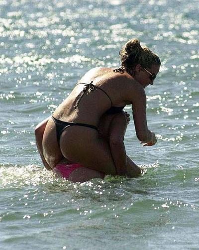 10P Sarah Harding exposing her nice ass in thong on beach and in shorts paparazzi pi