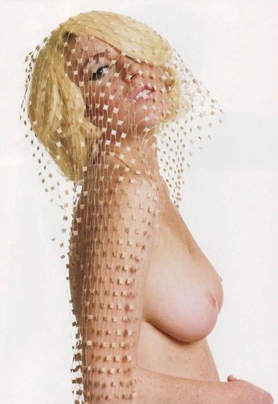 15P Lindsay Lohan in sexy lingerie and revealing tits