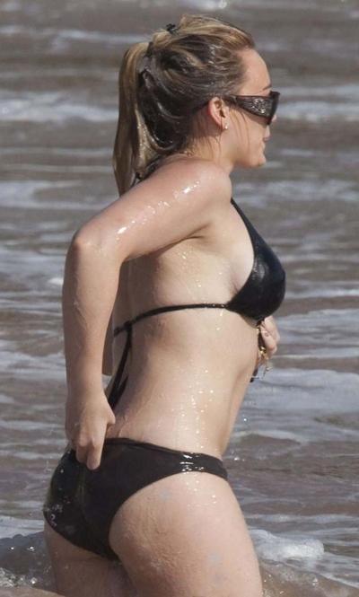 15P Paparazzi de Hilary Duff a flagraram de biquíni
