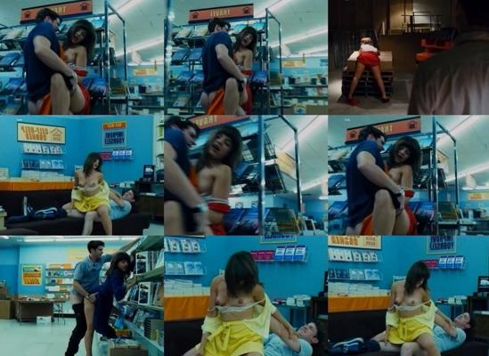 15P Mena Suvari ass in thongs and nude tits in movie