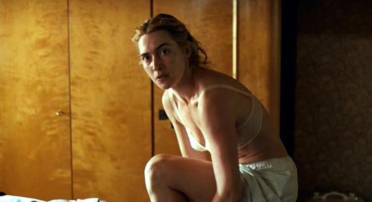 10P Kate Winslet showing her nice tits in some nude movie caps