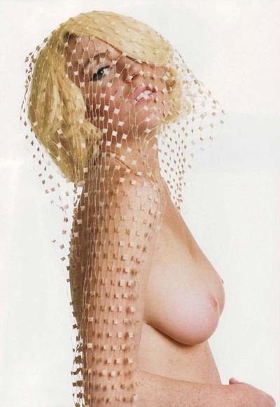 15P Lindsay Lohan seriously hot boobs in sexy bikini