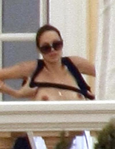 15P Berühmtheit Angelina Jolie total heiße nackte große Brüste