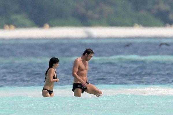 16P Celebrity latina Penelope Cruz absolutely sexy ass and nude tits