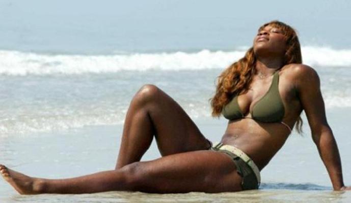 15P Serena Williams see thru hard nipples and lovely ass