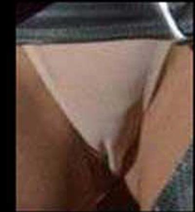 16P Celebrity star Christina Aguilera top ass and upskirt pics