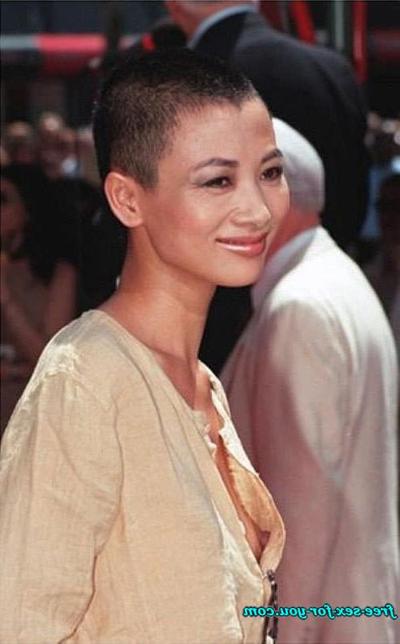 9P Bai Ling showing her pussy and tits and nipple slip pictures