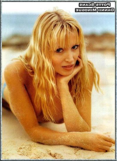 15P Scandal celebrity Dannii Minogue totally nude body