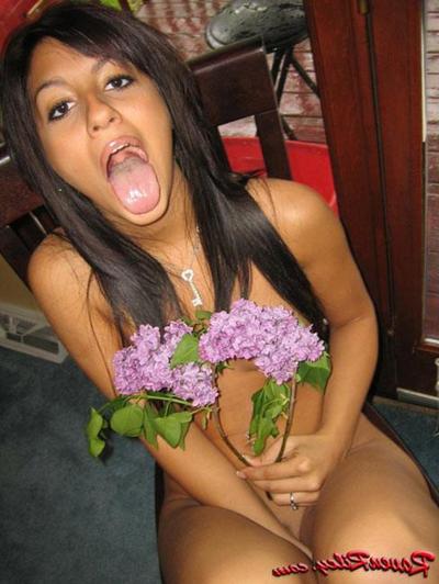 15P Naked in the dining room