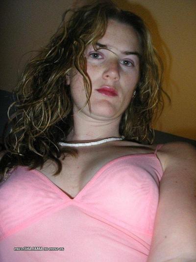15P Slutty blonde MILF self-shooting topless for hubby