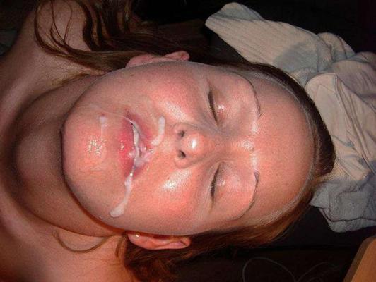 15P Pictures of a housewife sucking a cock and made it cum