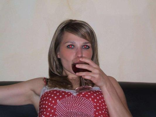 15P Pictures of a drunk and horny wife giving a hot BJ