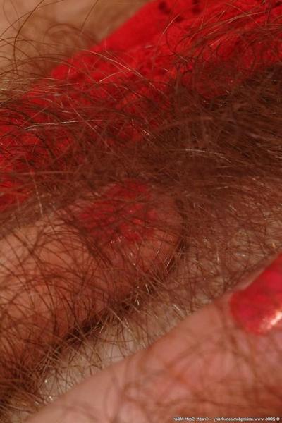14P chubby hairy girl pulls her panties into her crack