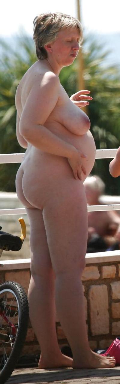 19P Busty women 254. (Pregnant special)