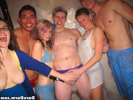 16P College coeds foam party