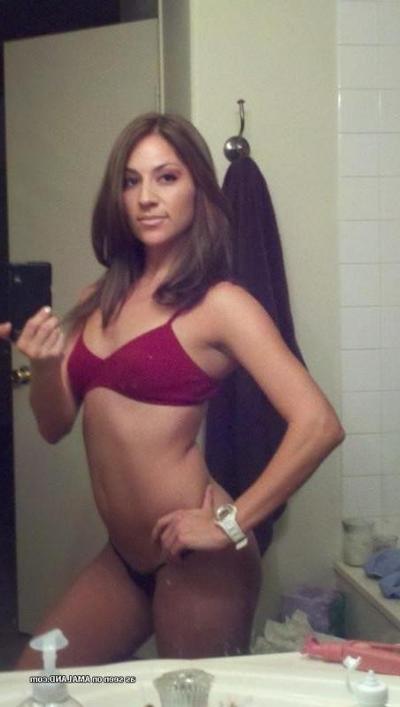 13P Sexy brunette self-shoots naked in front of the mirror