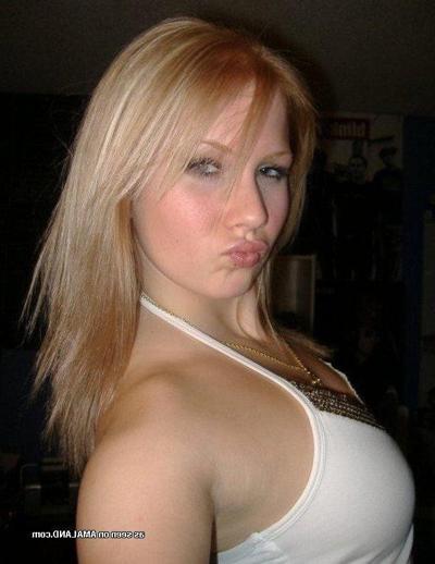 14P Compilation of a sexy blonde bimbo's naughty selfpics