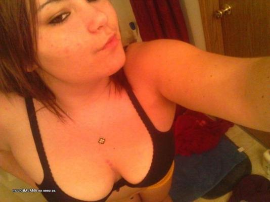 4P Schöne, heiße Fotozusammenstellung von sexy Amateur-Freundinnen