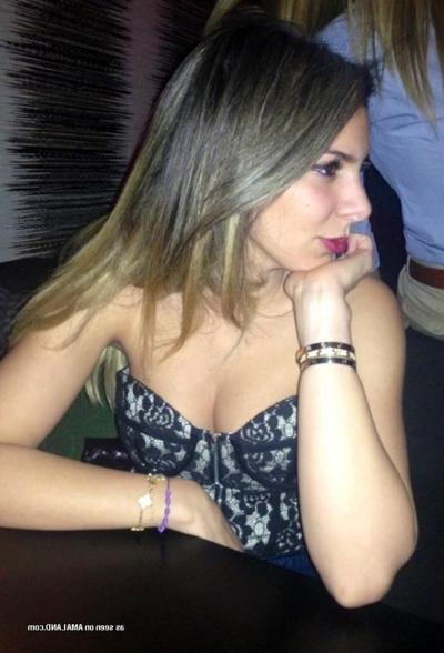 10P Non-nude compilation of amateur girlfriends' selfpics