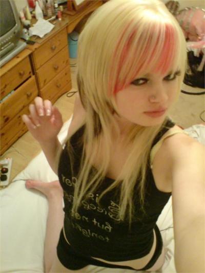 15P Picture mix of hot and naughty chicks