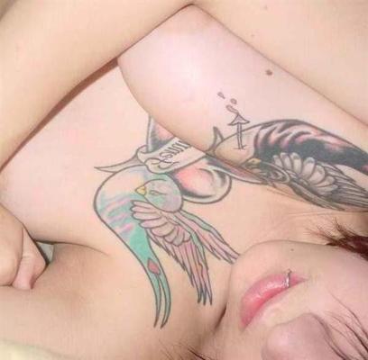 16P Collection of self-shots of punk GF