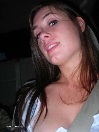 16P Nice collection of selfpics of hottie amateur Chelsea