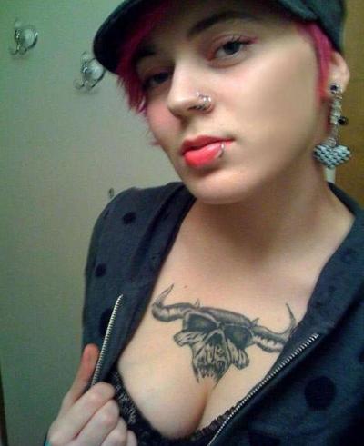 16P Pictures of amateur punk GFs
