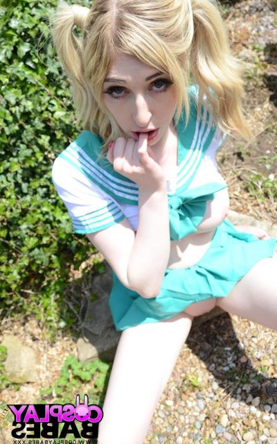 14P Japanese Schoolgirl Cosplay with Jessica Jensen