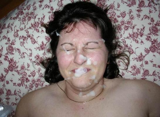 16P Amateur-Ehefrauen, die sich massive Gesichtsbehandlungen gönnen