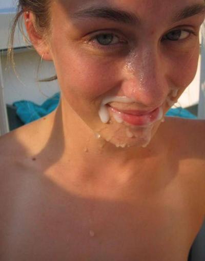 15P Ensemble de photos de nanas excitées trempées de sperme