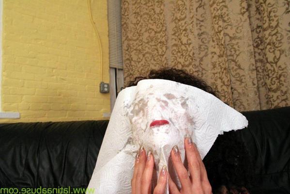 16P Erstaunliche Latina-Amateurin genießt Deepthroat-Action