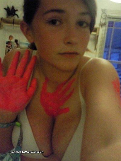 14P Pics of a brunette cutie posing in various sexy outfits