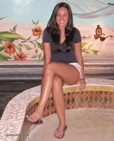 10P Nice picture gallery of hot and flirty non-nude GFs