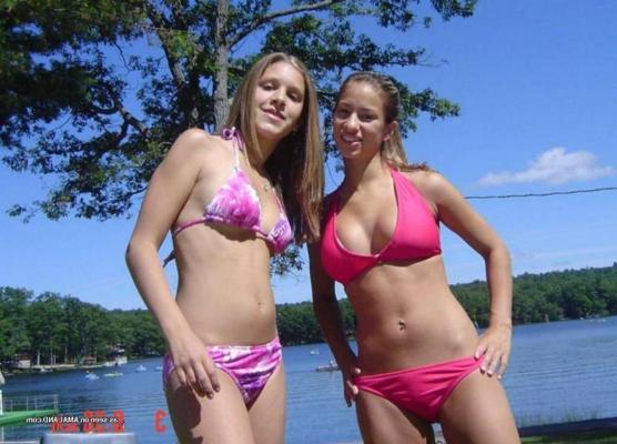 15P Steamy hot sexy amateur bikini-clad girlfriends