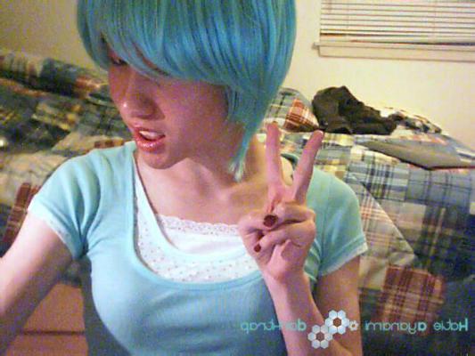 16P Young japanese newhalf in blue wig tease
