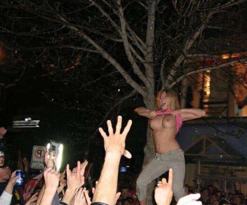 15P Really drunk amateur girls flashing tits