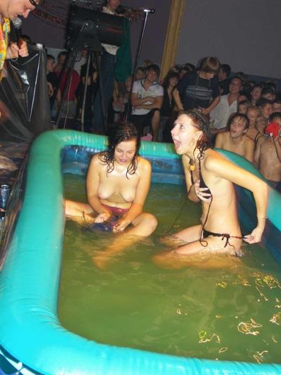 15P Drunk and kinky hotties getting wet and wild at a party