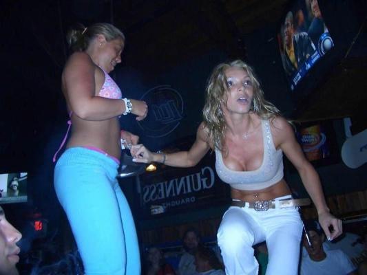 15P Pics of college hotties drunk and acting wild in parties